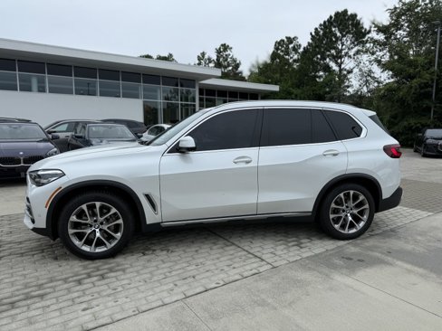 Used 2021 BMW X5 sDrive40i image 2