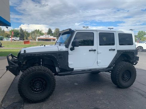 Used 2012 Jeep Wrangler Unlimited Sahara w/ Connectivity Group image 3