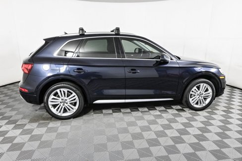 Used 2020 Audi Q5 2.0T Premium Plus w/ Premium Plus Package image 2