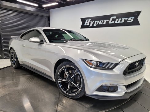 Used 2015 Ford Mustang Coupe image 35
