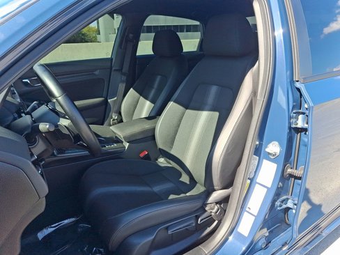 Used 2025 Honda Civic Sport image 5