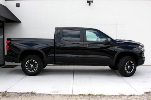 Used 2025 Chevrolet Silverado 1500 ZR2 w/ Technology Package image 7