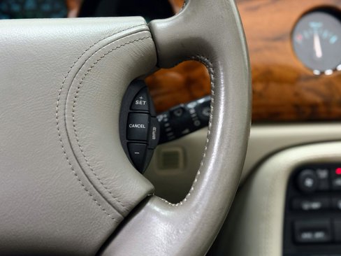 Used 1999 Jaguar XK8 Convertible image 52