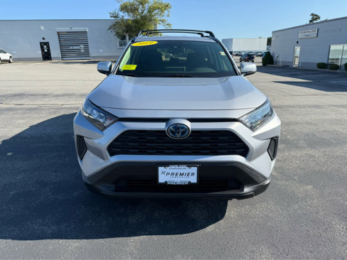 Used 2019 Toyota RAV4 LE image 2