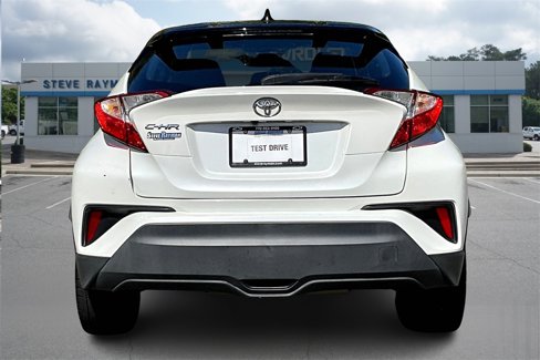 Used 2020 Toyota C-HR XLE image 5