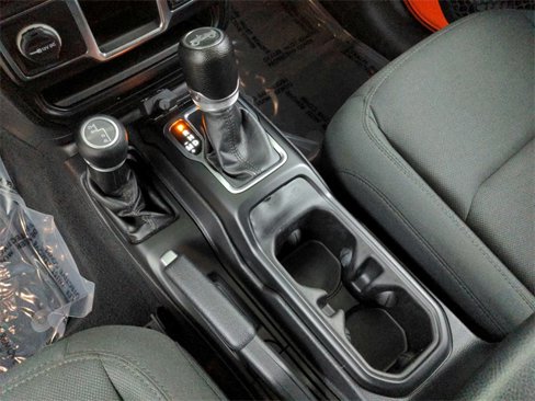 Used 2018 Jeep Wrangler Sport image 29