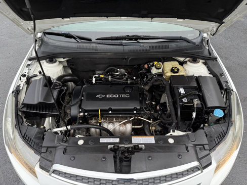 Used 2011 Chevrolet Cruze LS w/ Connectivity Package image 25