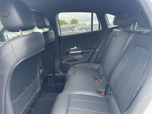 Certified 2022 Mercedes-Benz GLA 250 4MATIC image 32