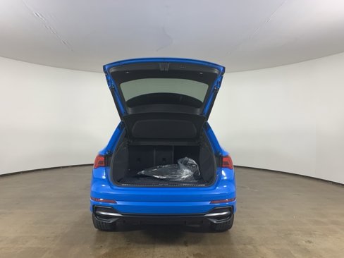 Used 2020 Audi Q3 2.0T Prestige w/ Prestige Package image 28