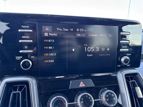 Used 2023 Kia Sorento LX image 16