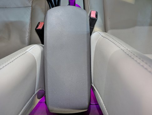 Used 2010 Ford Focus SEL image 36