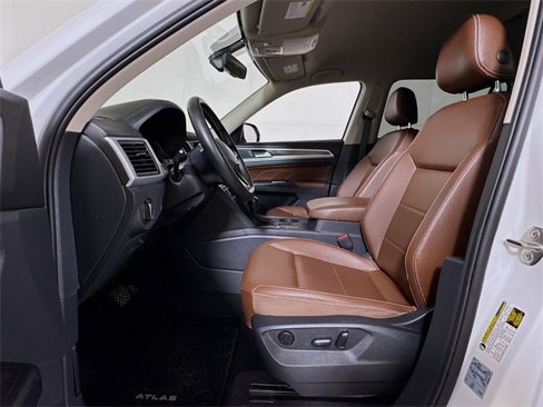 Used 2021 Volkswagen Atlas SE image 18
