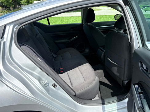 Used 2023 Nissan Altima 2.5 SV image 21