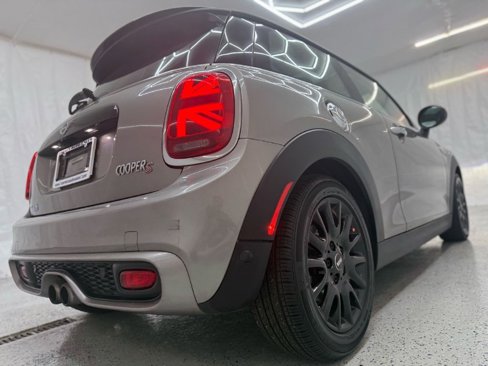 Used 2019 MINI Cooper S w/ Signature Upholstery Package image 37