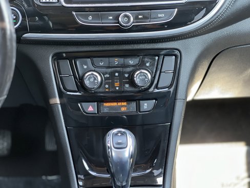 Used 2019 Buick Encore Essence image 18