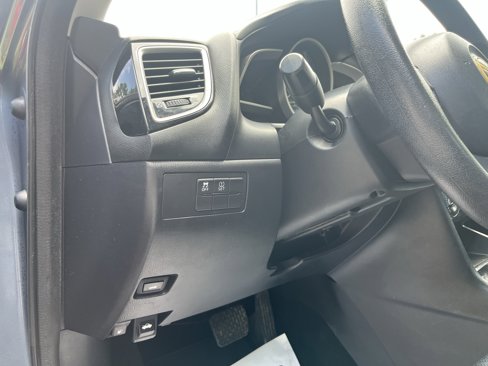 Used 2015 MAZDA MAZDA3 i Sport image 15