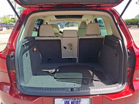 Used 2016 Volkswagen Tiguan SEL image 30