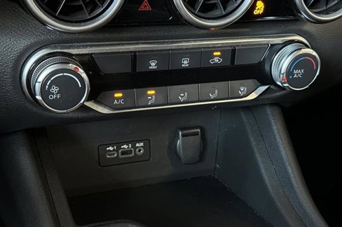 Used 2023 Nissan Sentra SV image 24