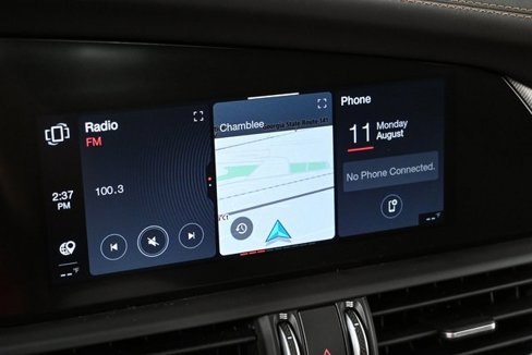 New 2025 Alfa Romeo Giulia w/ Driving Assist Package image 16