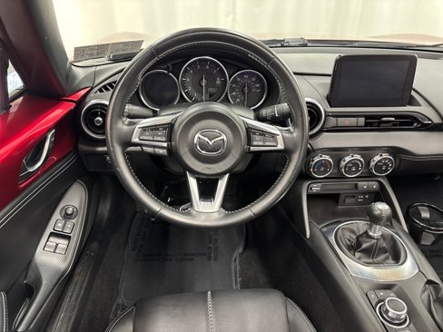 Used 2022 MAZDA MX-5 Miata RF Grand Touring image 13