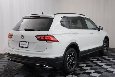 Used 2021 Volkswagen Tiguan SE image 17