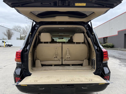Used 2009 Lexus LX 570 4WD image 42