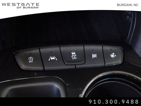 Used 2022 Chevrolet TrailBlazer LT image 28