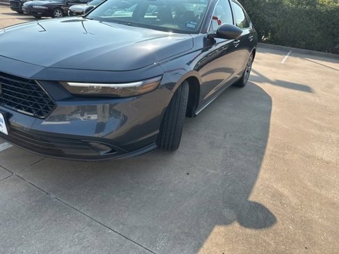Used 2024 Honda Accord EX image 5