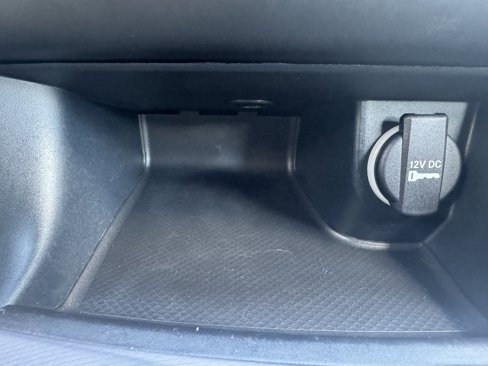 Used 2019 Dodge Charger SXT image 21