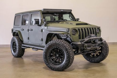 Used 2024 Jeep Wrangler Unlimited Sport image 32