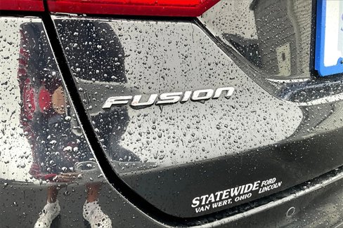 Used 2017 Ford Fusion SE w/ Fusion SE Technology Package image 33