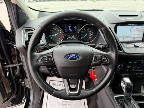 Used 2018 Ford Escape SEL image 25