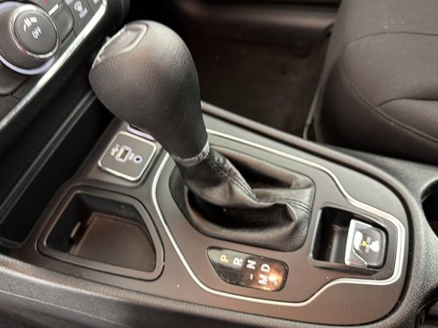 Used 2020 Jeep Cherokee Latitude image 29