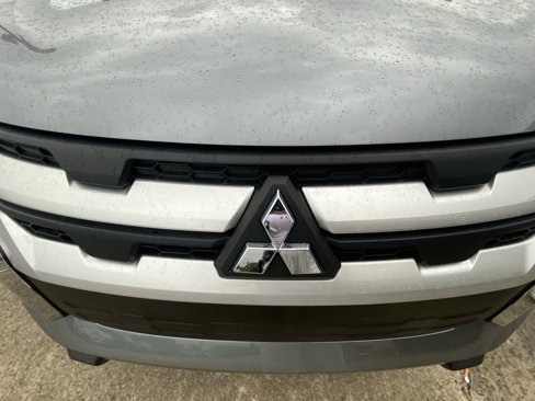 Used 2024 Mitsubishi Outlander Sport ES image 11