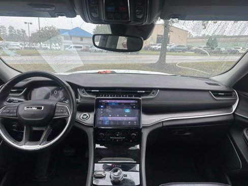 Used 2021 Jeep Grand Cherokee L Limited image 25