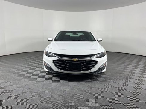 Used 2023 Chevrolet Malibu LT image 3