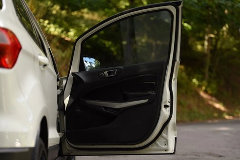Used 2020 Ford EcoSport Titanium image 20