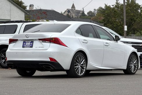 Used 2018 Lexus IS 300 F Sport image 4