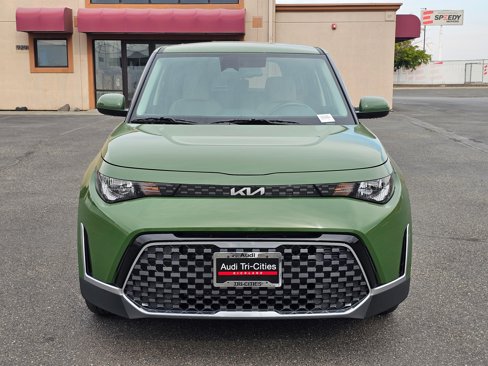 Used 2023 Kia Soul EX image 6