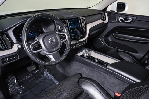 Used 2022 Volvo XC60 T8 Inscription w/ Advanced Package image 18