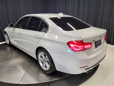 Used 2017 BMW 330i xDrive Sedan image 53