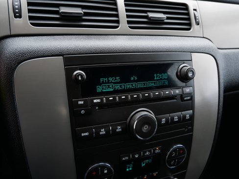Used 2013 Chevrolet Silverado 1500 LTZ w/ LTZ Plus Package image 32