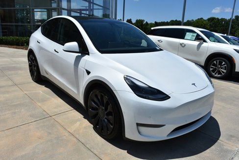 Used 2021 Tesla Model Y Performance image 10