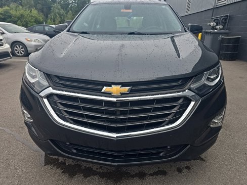 Used 2019 Chevrolet Equinox LS image 2