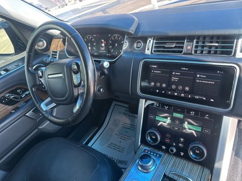 Used 2018 Land Rover Range Rover HSE image 12