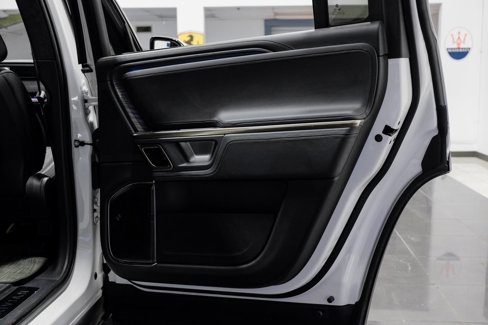 Used 2023 Rivian R1S Adventure image 55