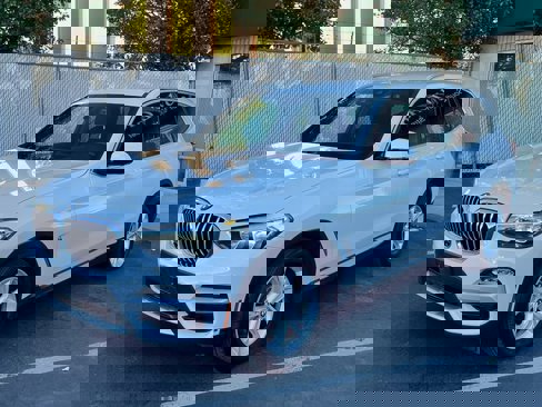 Used 2019 BMW X3 sDrive30i w/ Driving Assistance Package image 3
