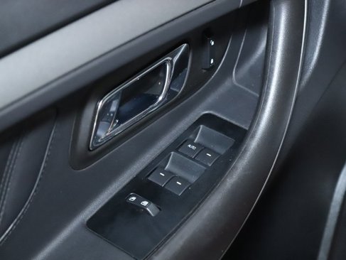 Used 2011 Ford Taurus SEL w/ 201A Rapid Spec Order Code image 16