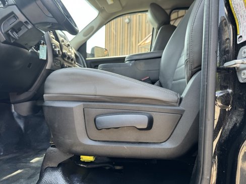 Used 2020 RAM 1500 Tradesman w/ Chrome Appearance Group image 33