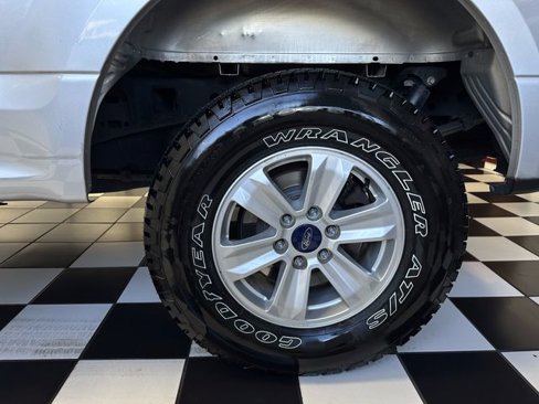Used 2018 Ford F150 XLT image 54